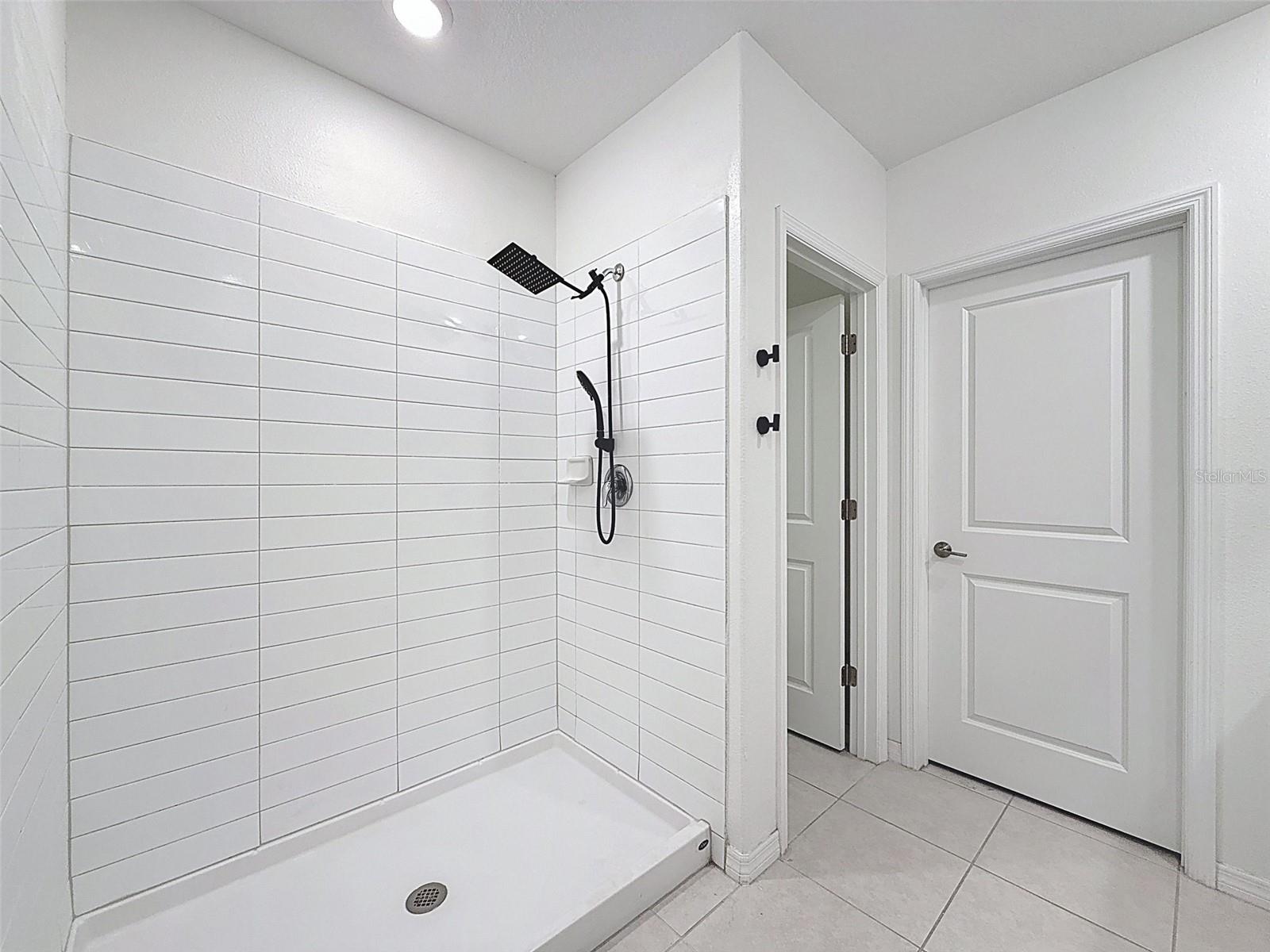 4395 Trotters Way Property Photo 19