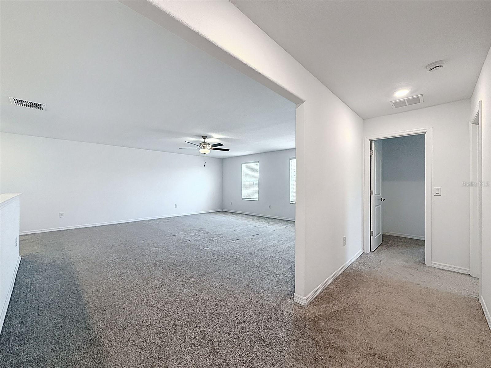 4395 Trotters Way Property Photo 35