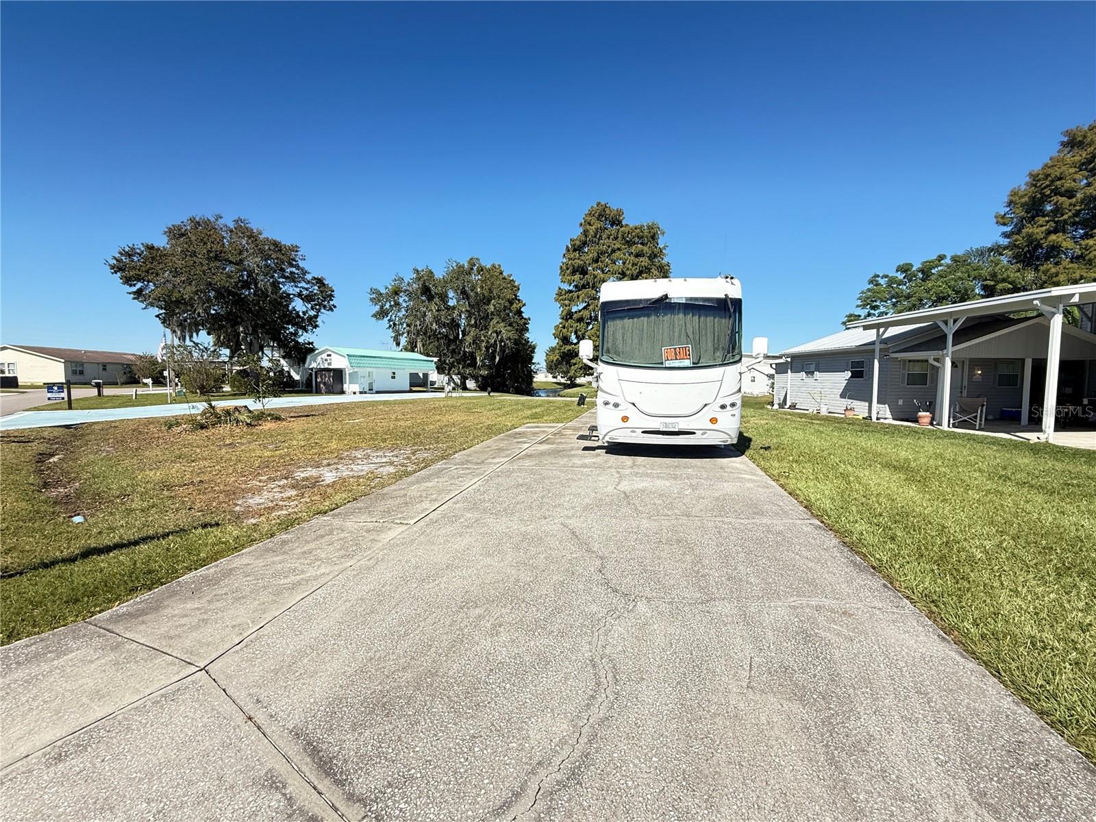 5058 SHORE LINE DR Property Photo 1