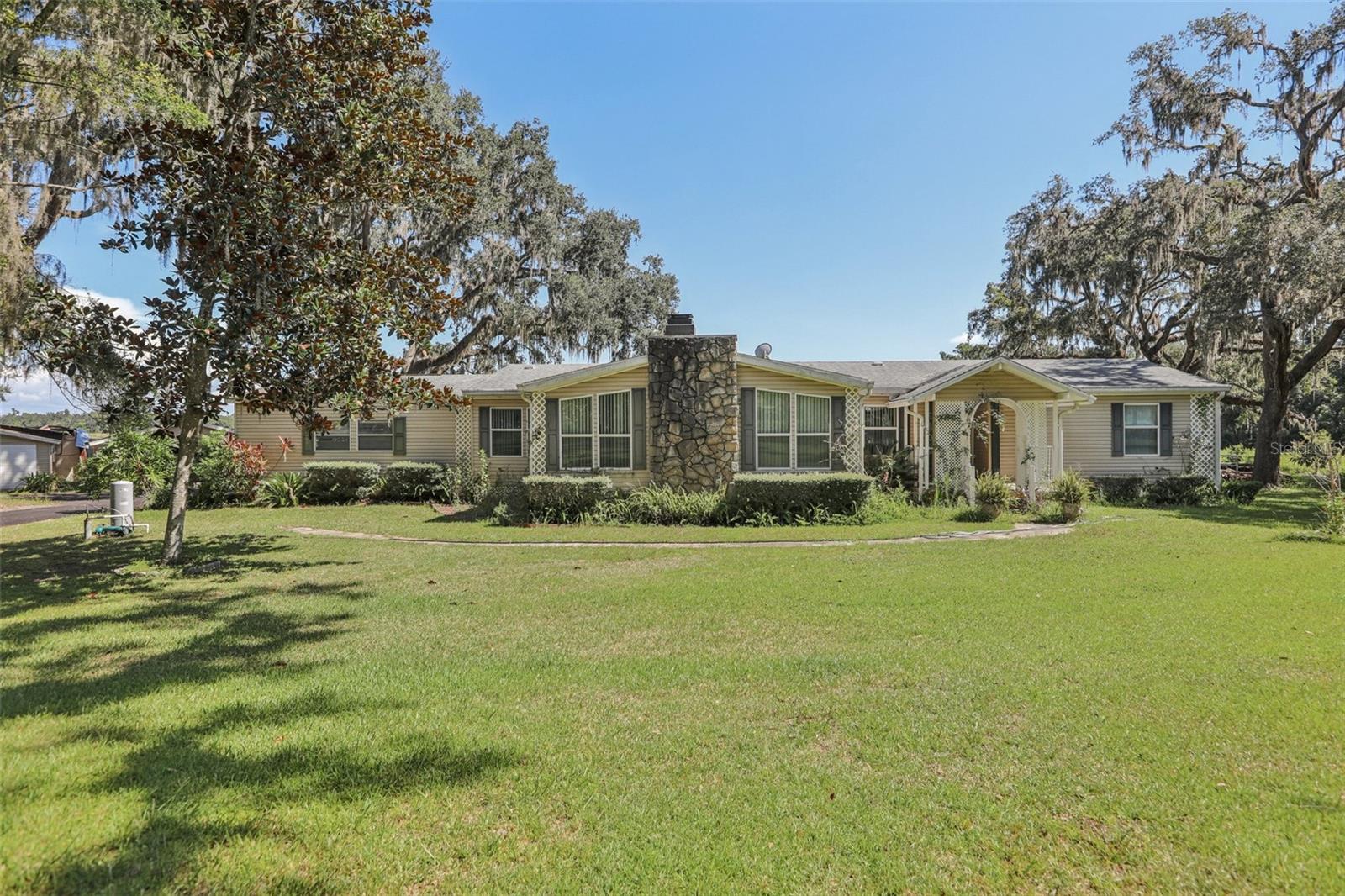 29235 Bayhead Rd Property Photo 1