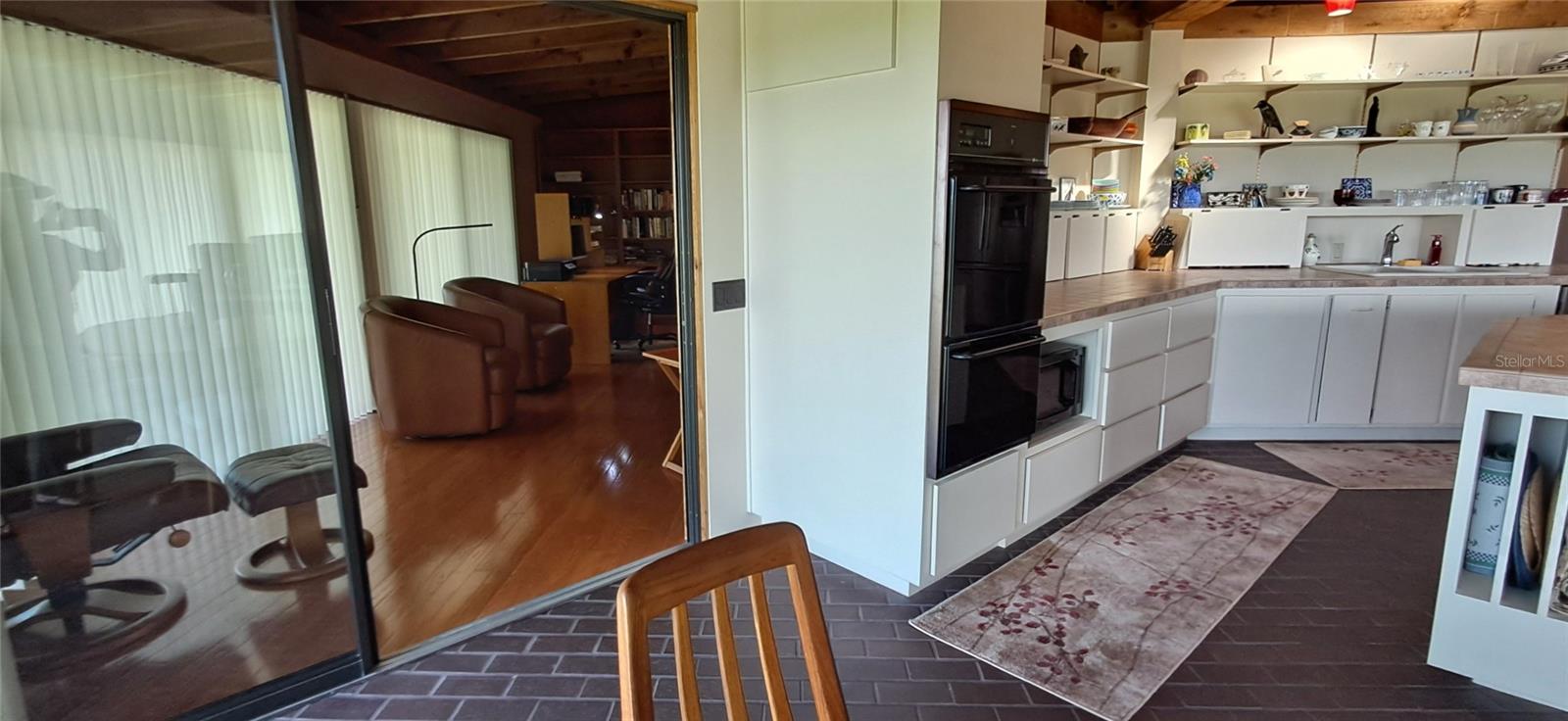 2741 Edwards Rd Property Photo 17
