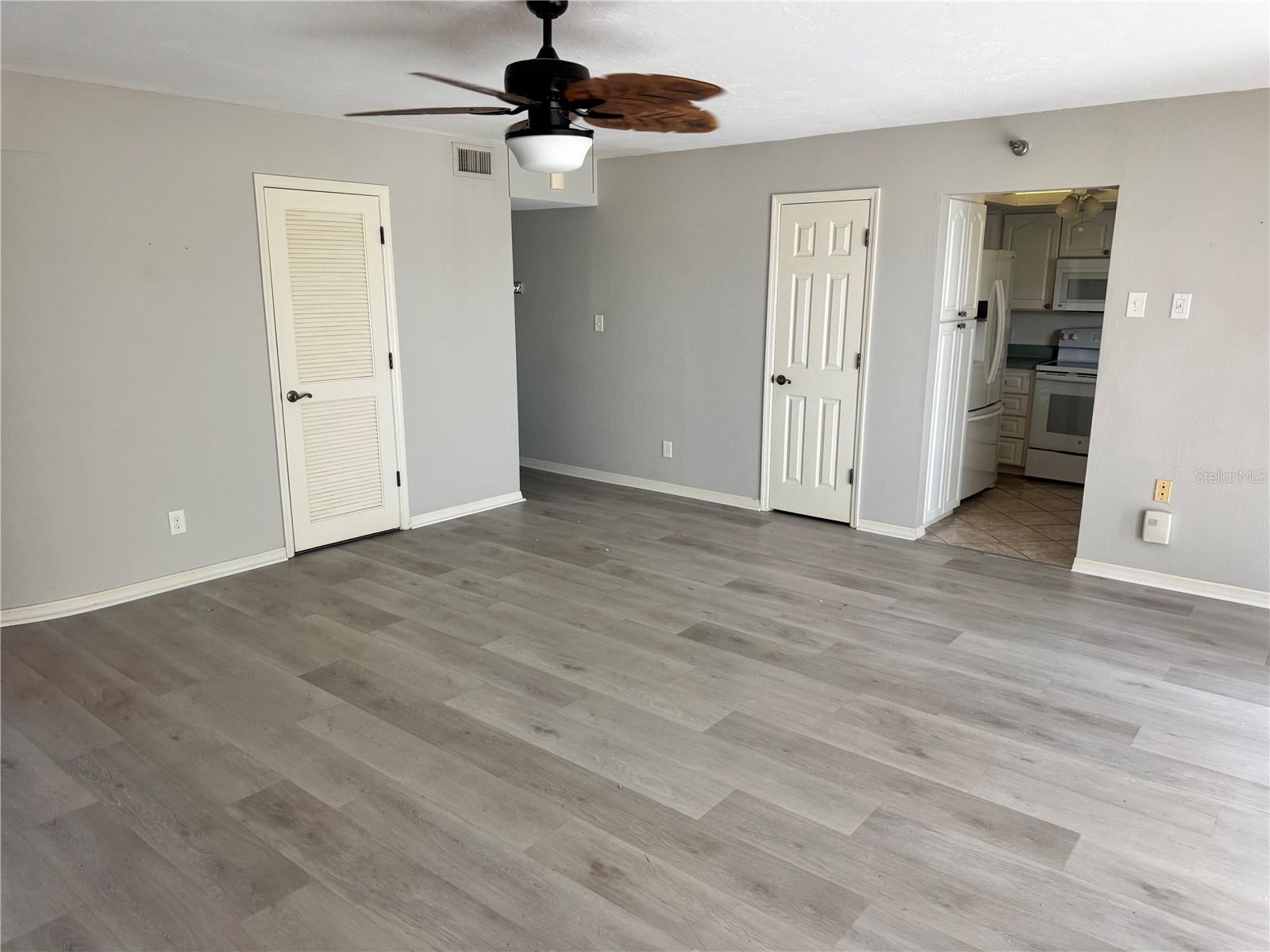 23465 Harborview Rd #824 Property Photo 16