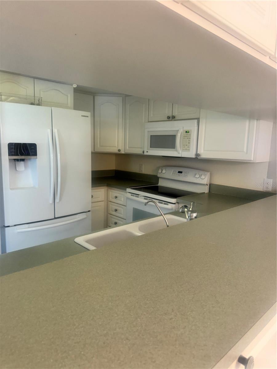 23465 Harborview Rd #824 Property Photo 20