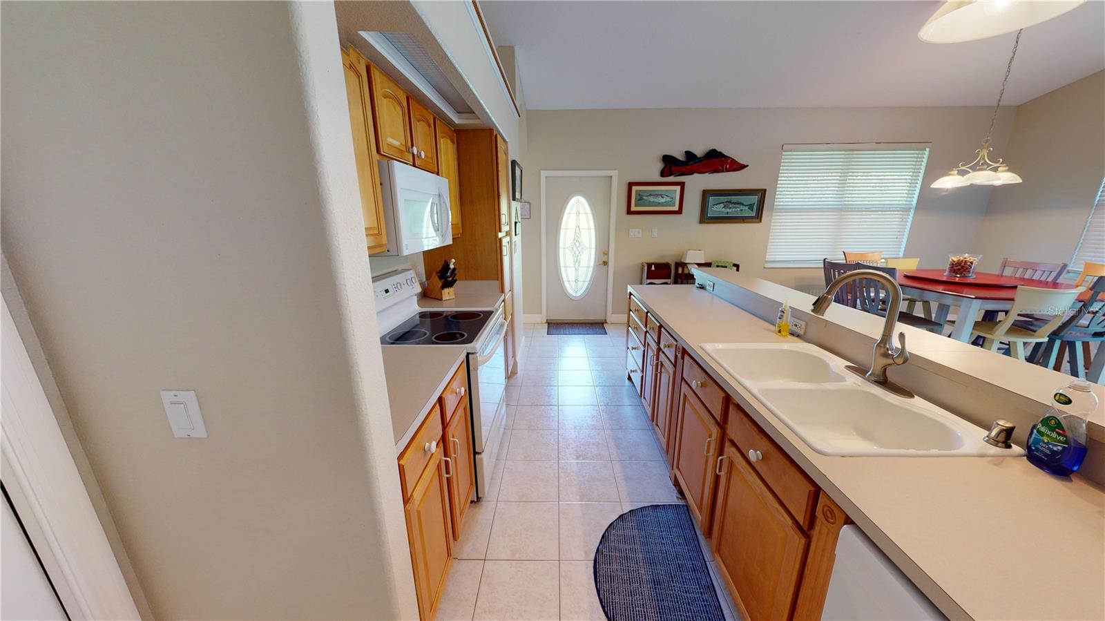 9556 Buccaneer Trl Property Photo 6