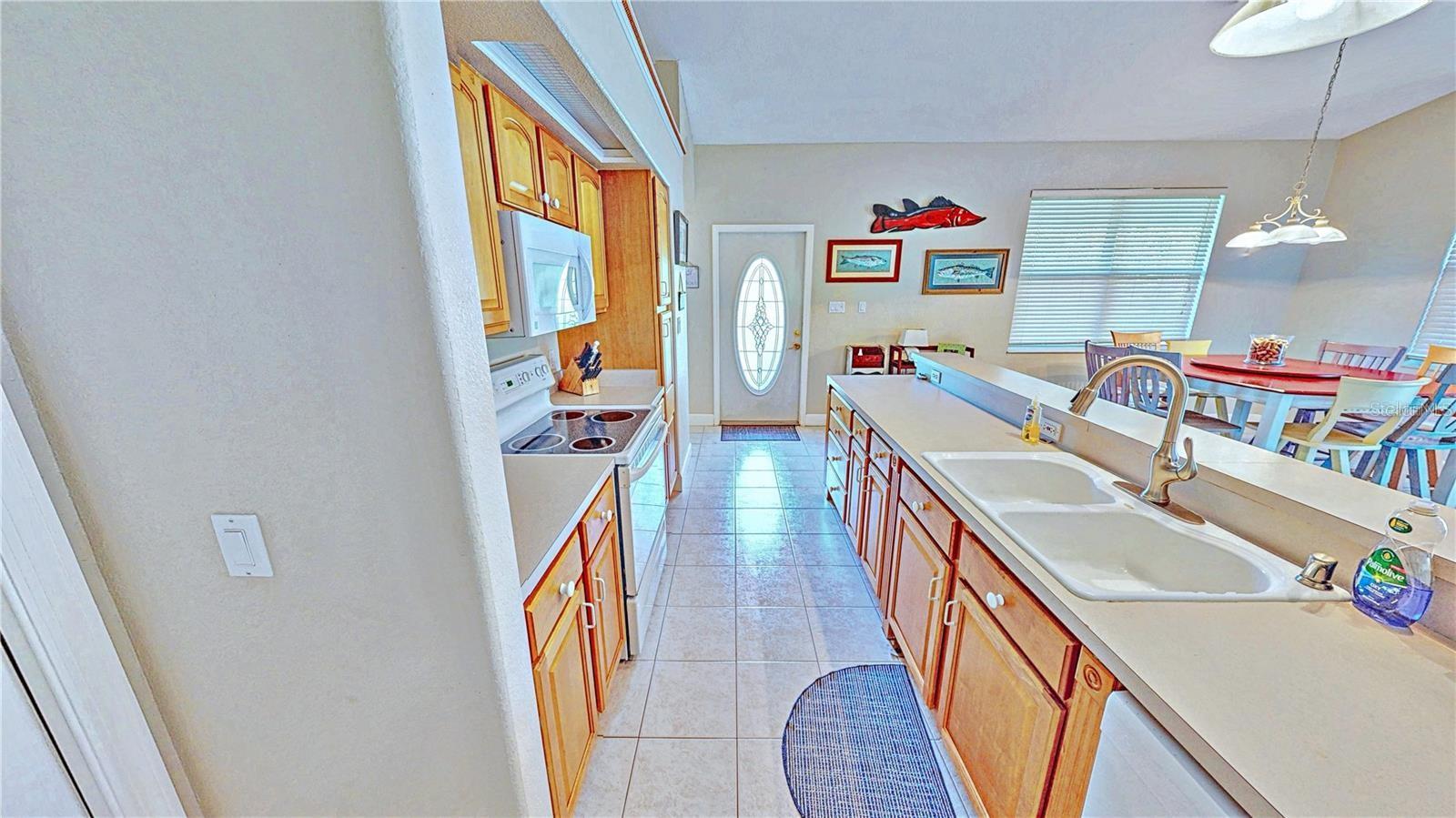 9556 Buccaneer Trl Property Photo 7
