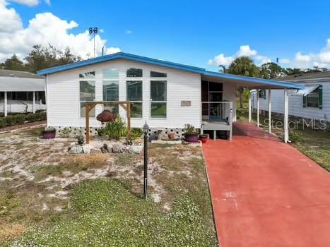8442 Breeze Hill Dr Property Photo 1