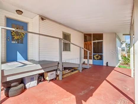 8442 Breeze Hill Dr Property Photo 3