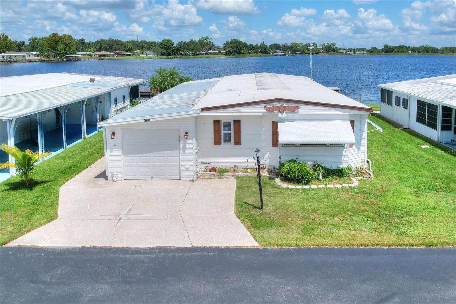 590 Aloha Dr Property Photo 1