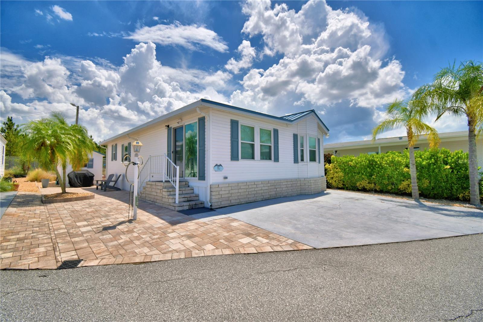 251 PATTERSON RD #I47 Property Photo 1