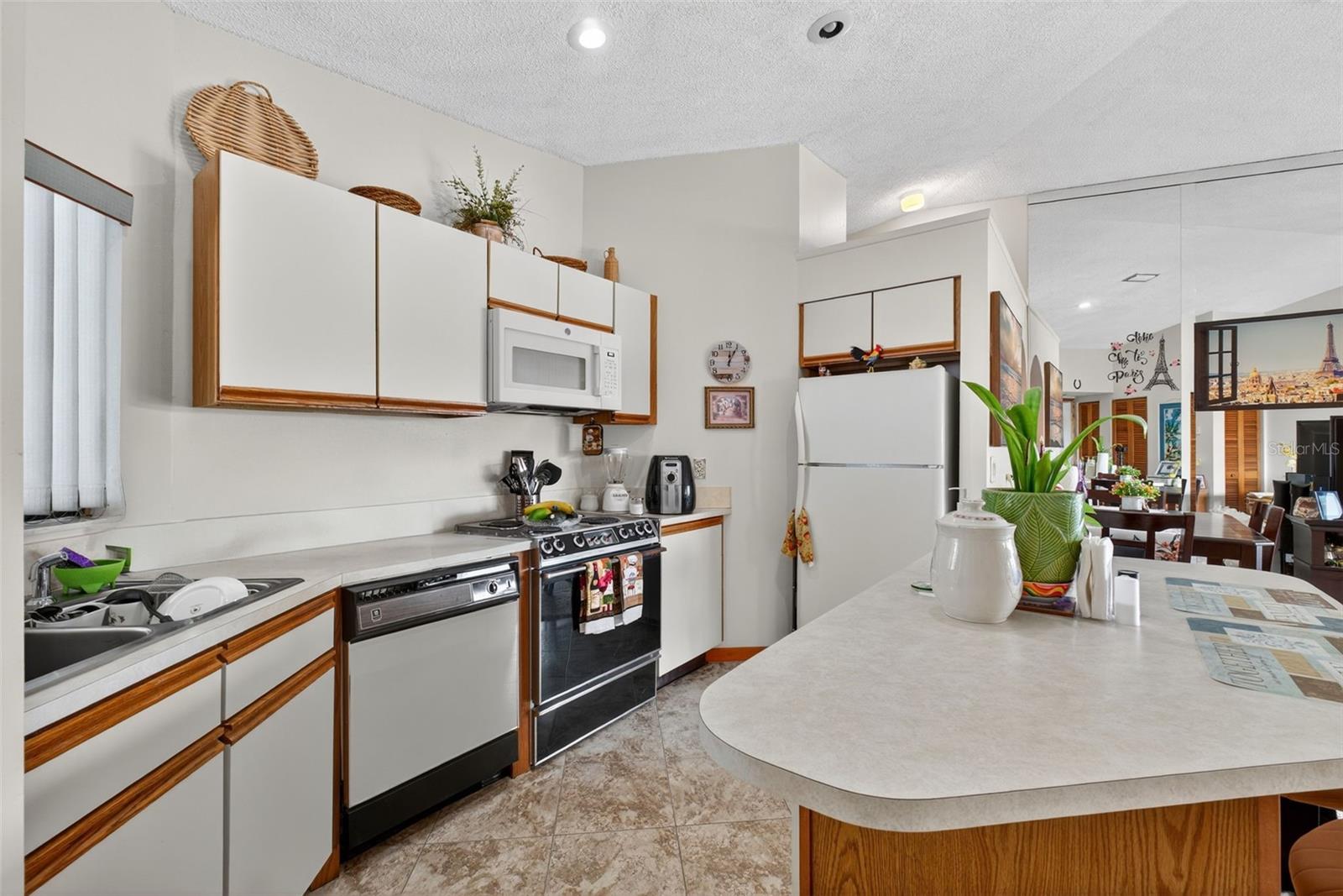 4729 Casablanca #c25 Property Photo 9