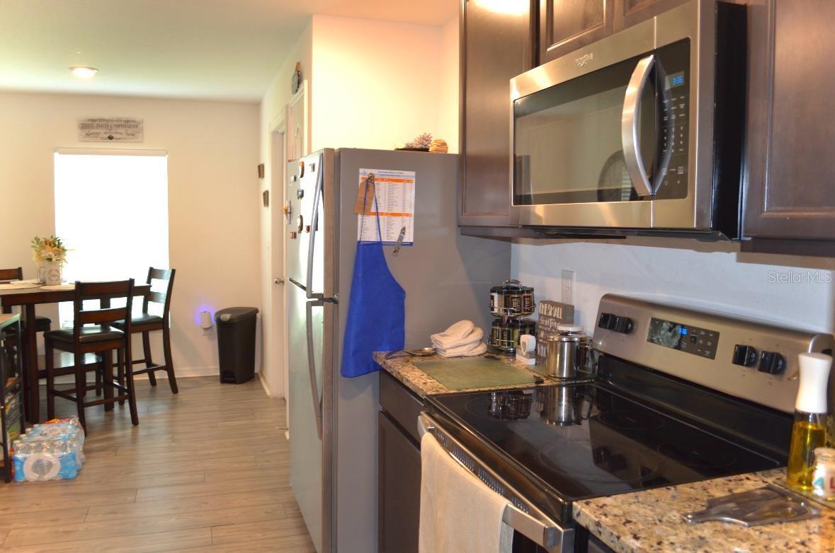 1639 Swan Lake Cir Property Photo 7