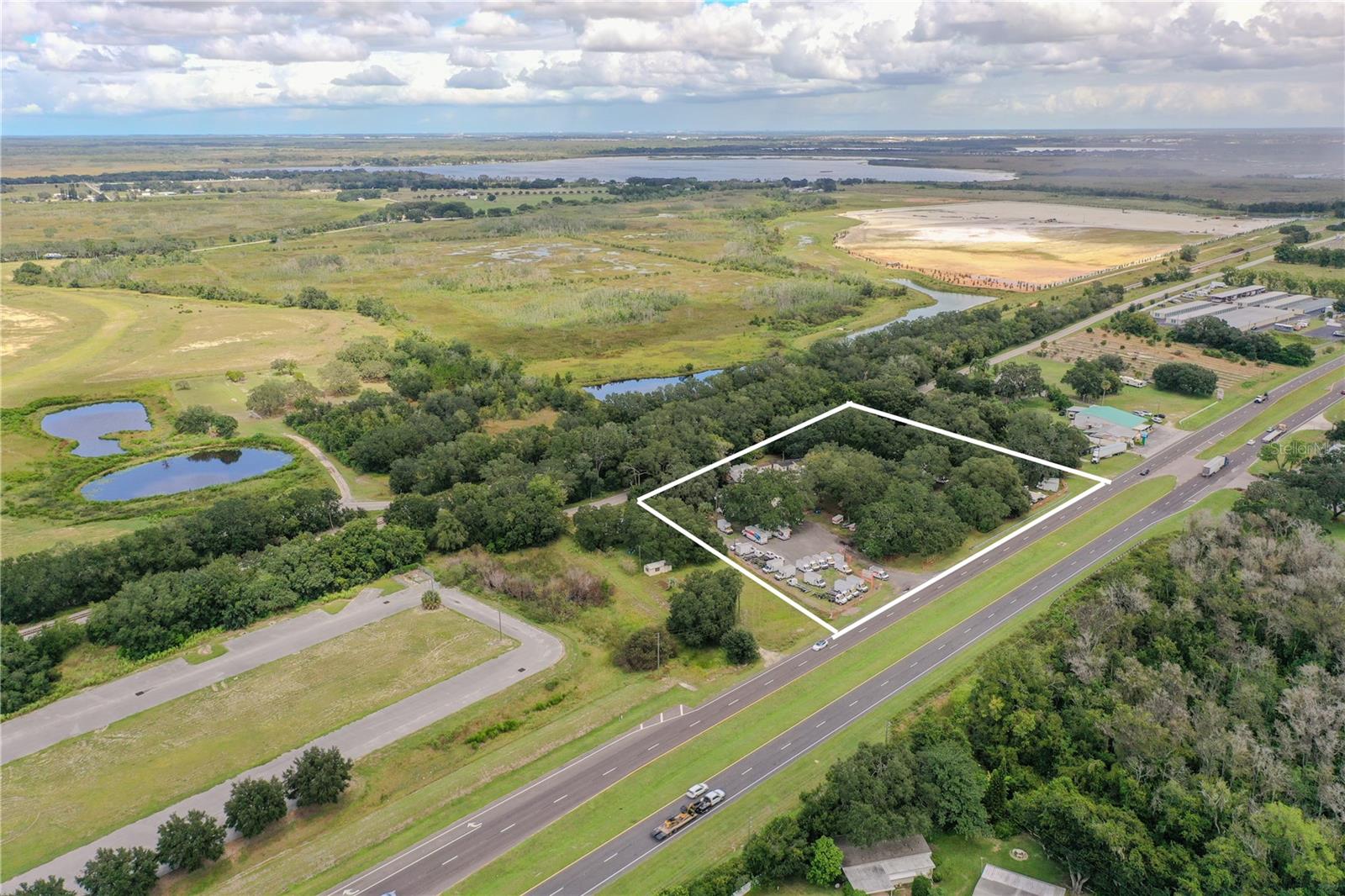 1988 W Us Highway 17 92 Property Photo 2