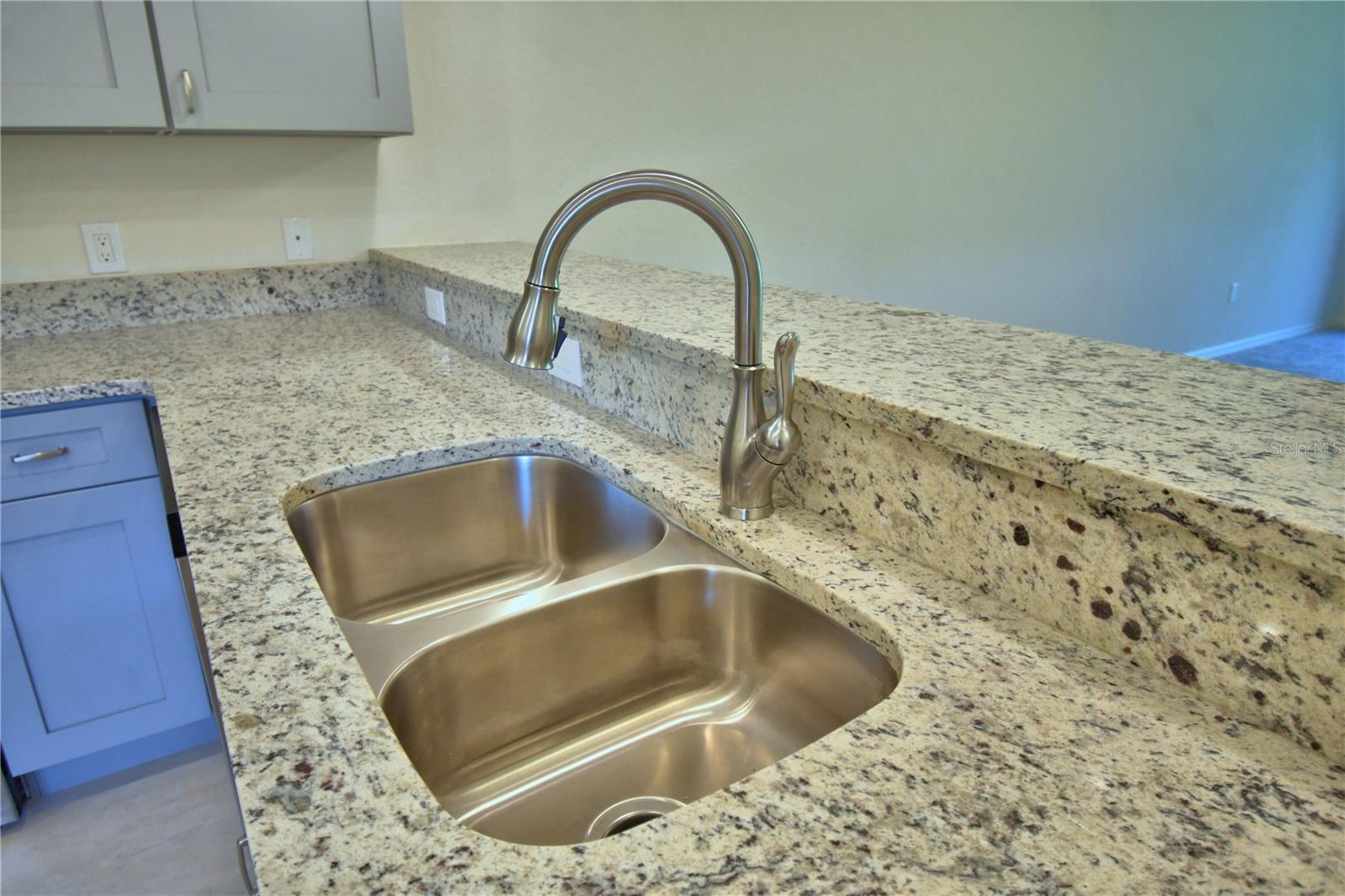 1709 Linz Ct Property Photo 7