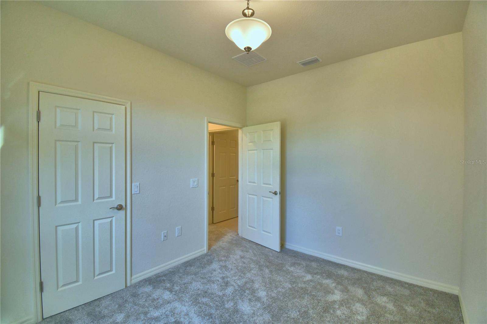 1709 Linz Ct Property Photo 22