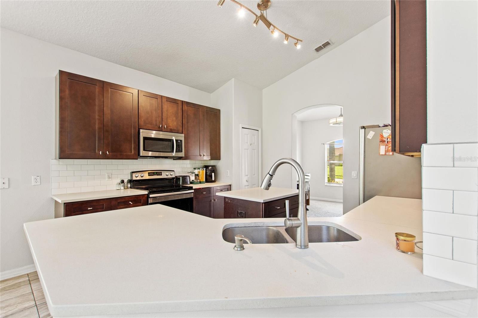 4039 Navigator Way Property Photo 10
