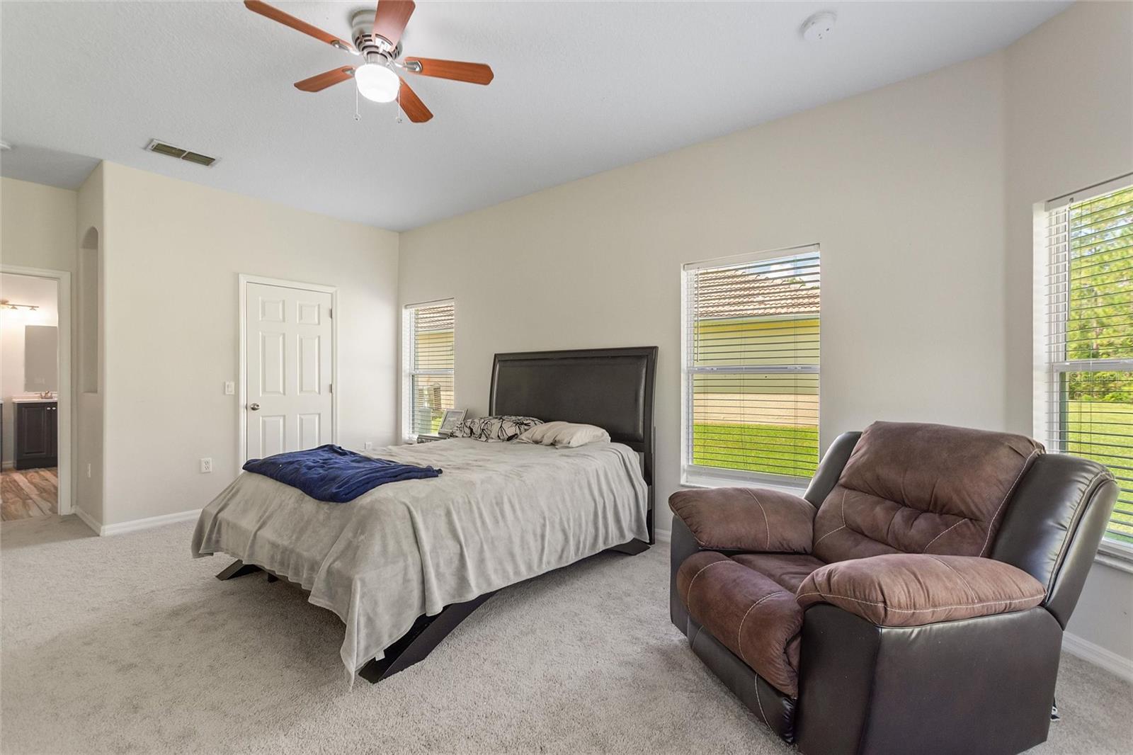 4039 Navigator Way Property Photo 14
