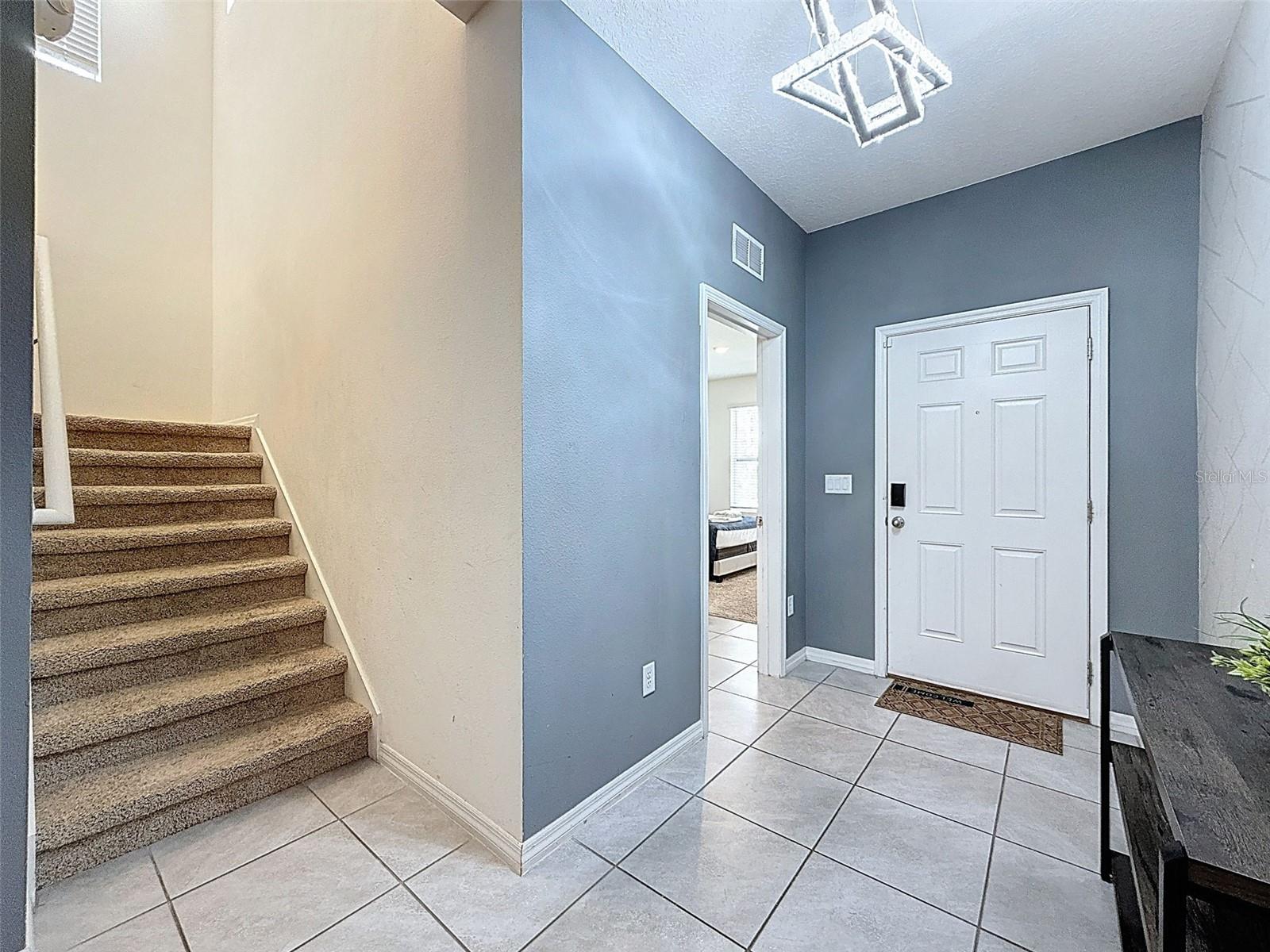 7511 Oakmoss Loop Property Photo 33