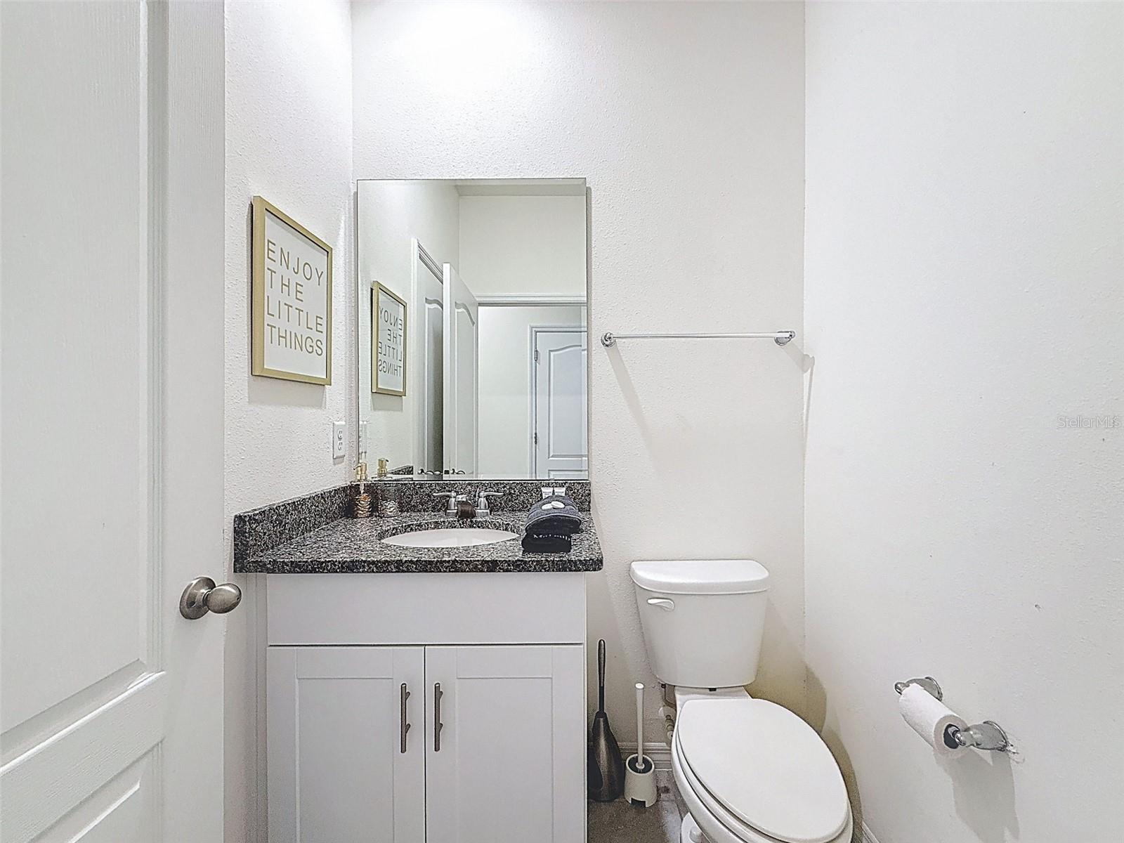 7511 Oakmoss Loop Property Photo 51