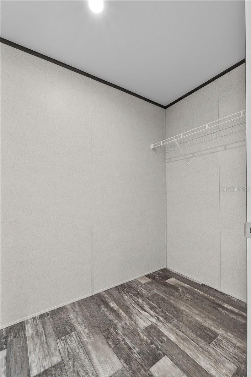 2763 N Vasser Ter Property Photo 23