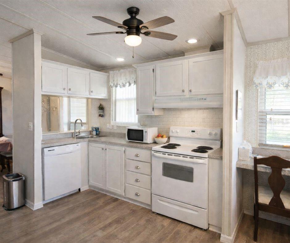 145 Jana Cir Property Photo 2