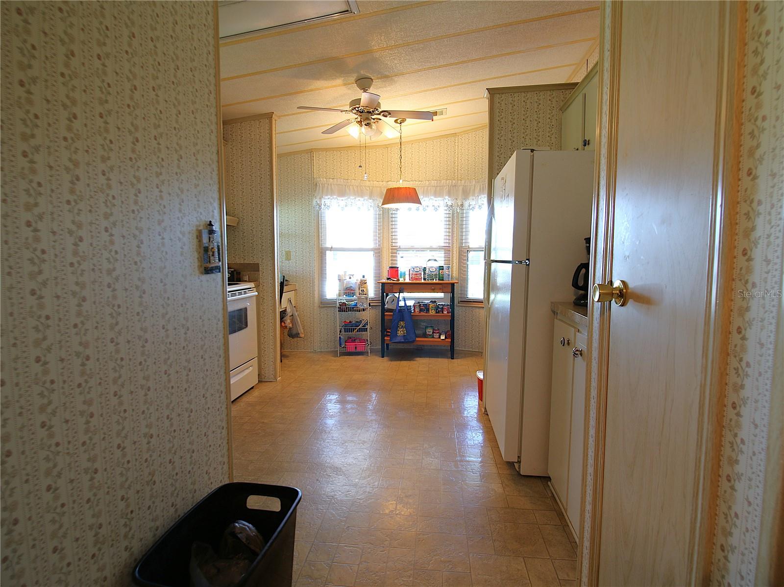 145 Jana Cir Property Photo 6