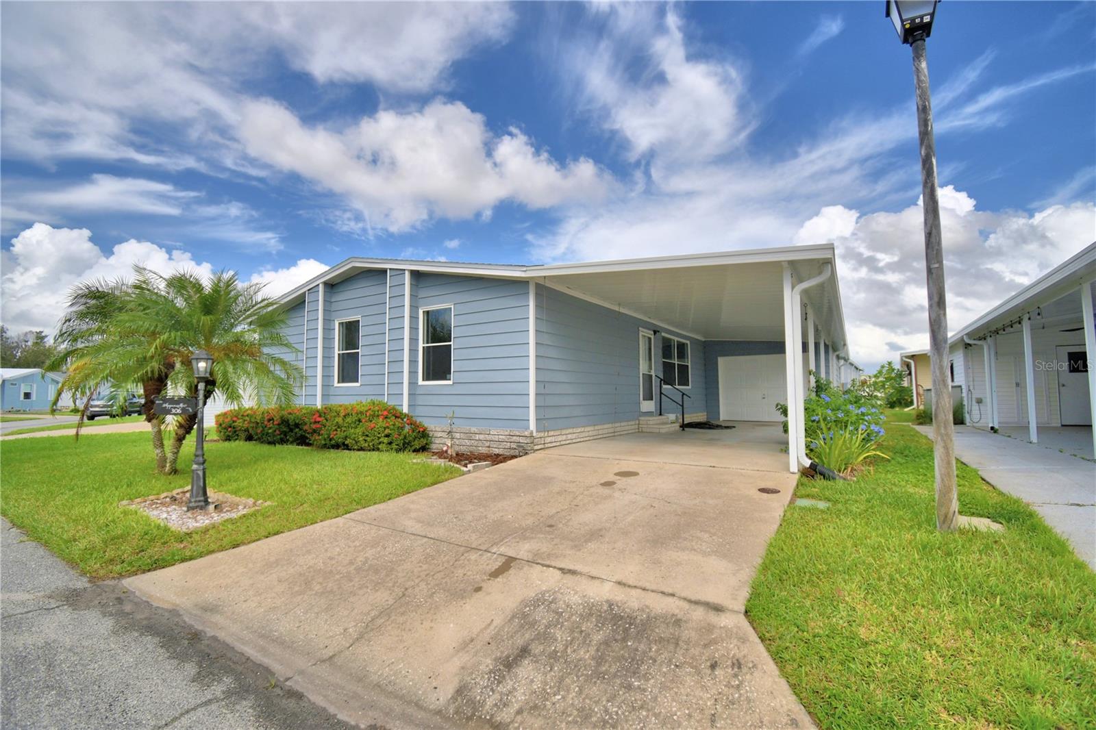306 Townbridge Dr Property Photo 1