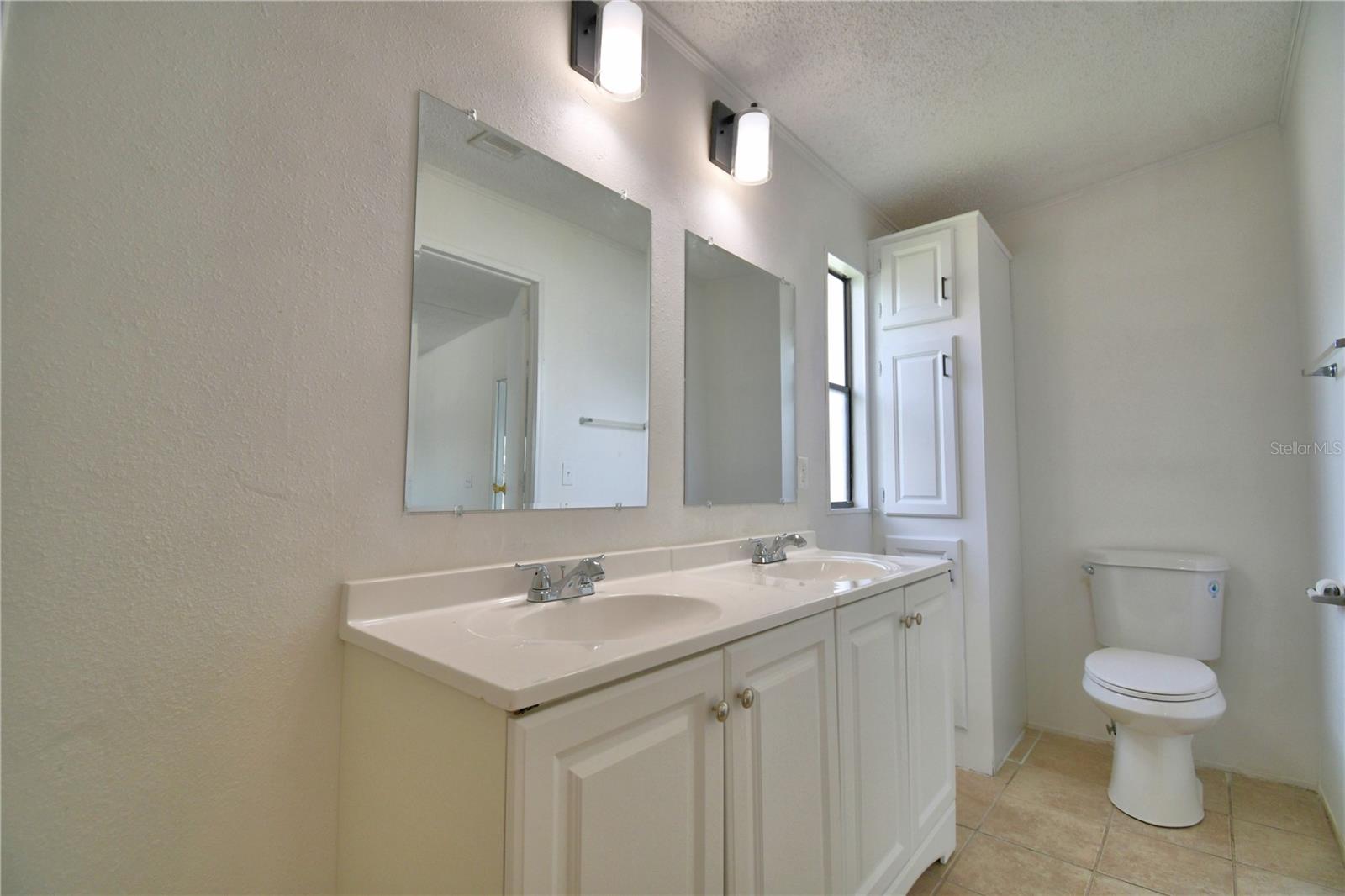 306 Townbridge Dr Property Photo 23