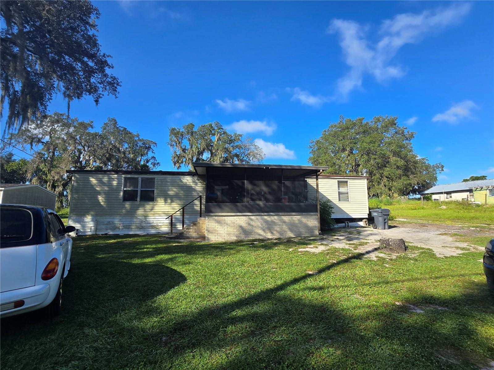 513 Smith Rd Property Photo 1