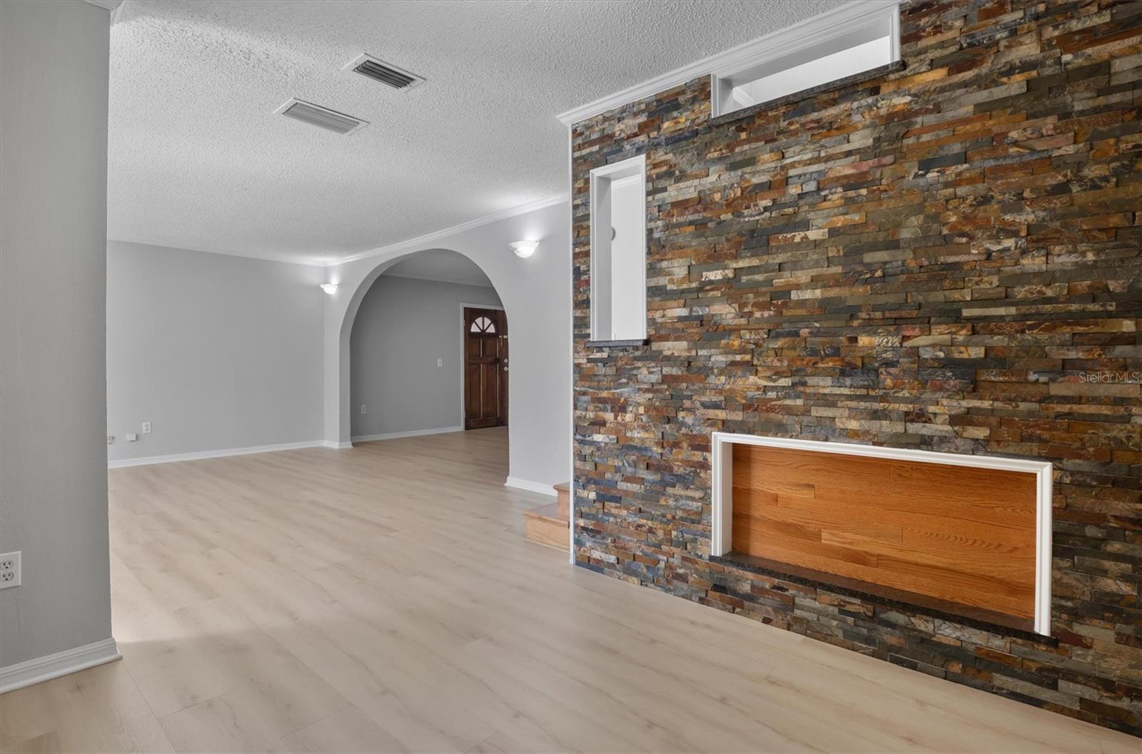 9602 N 46th St Property Photo 6