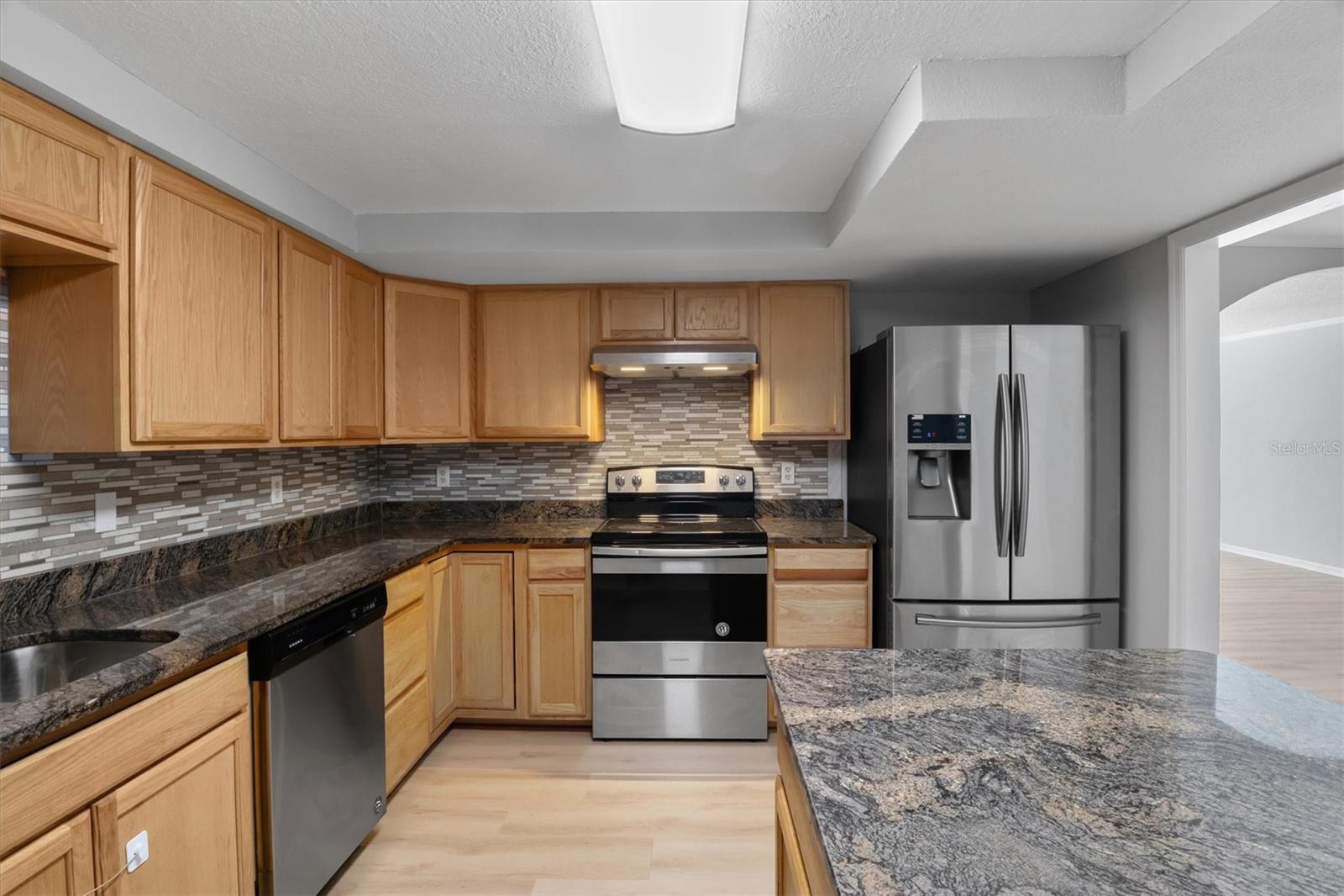 9602 N 46th St Property Photo 14