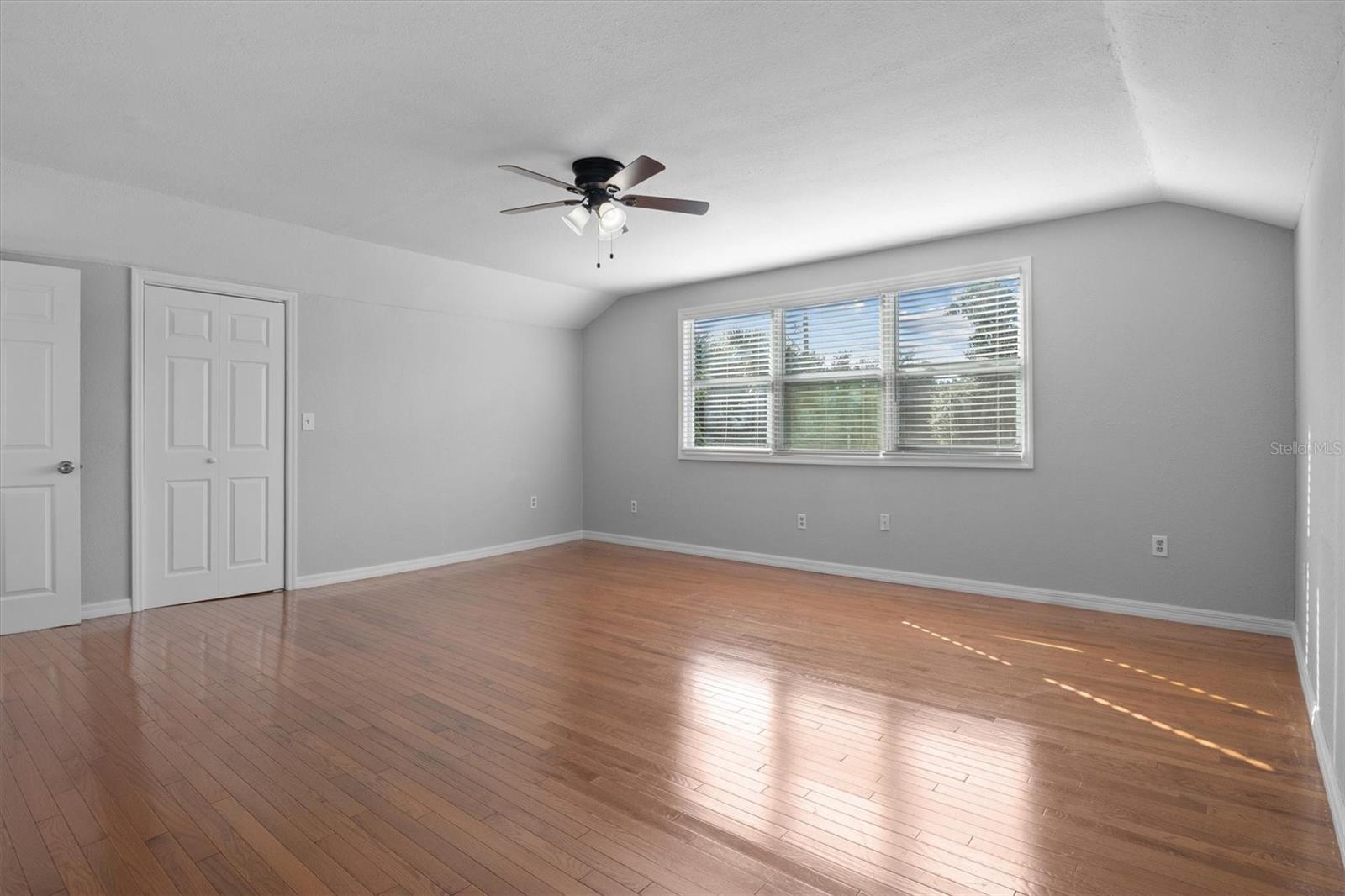 9602 N 46th St Property Photo 18