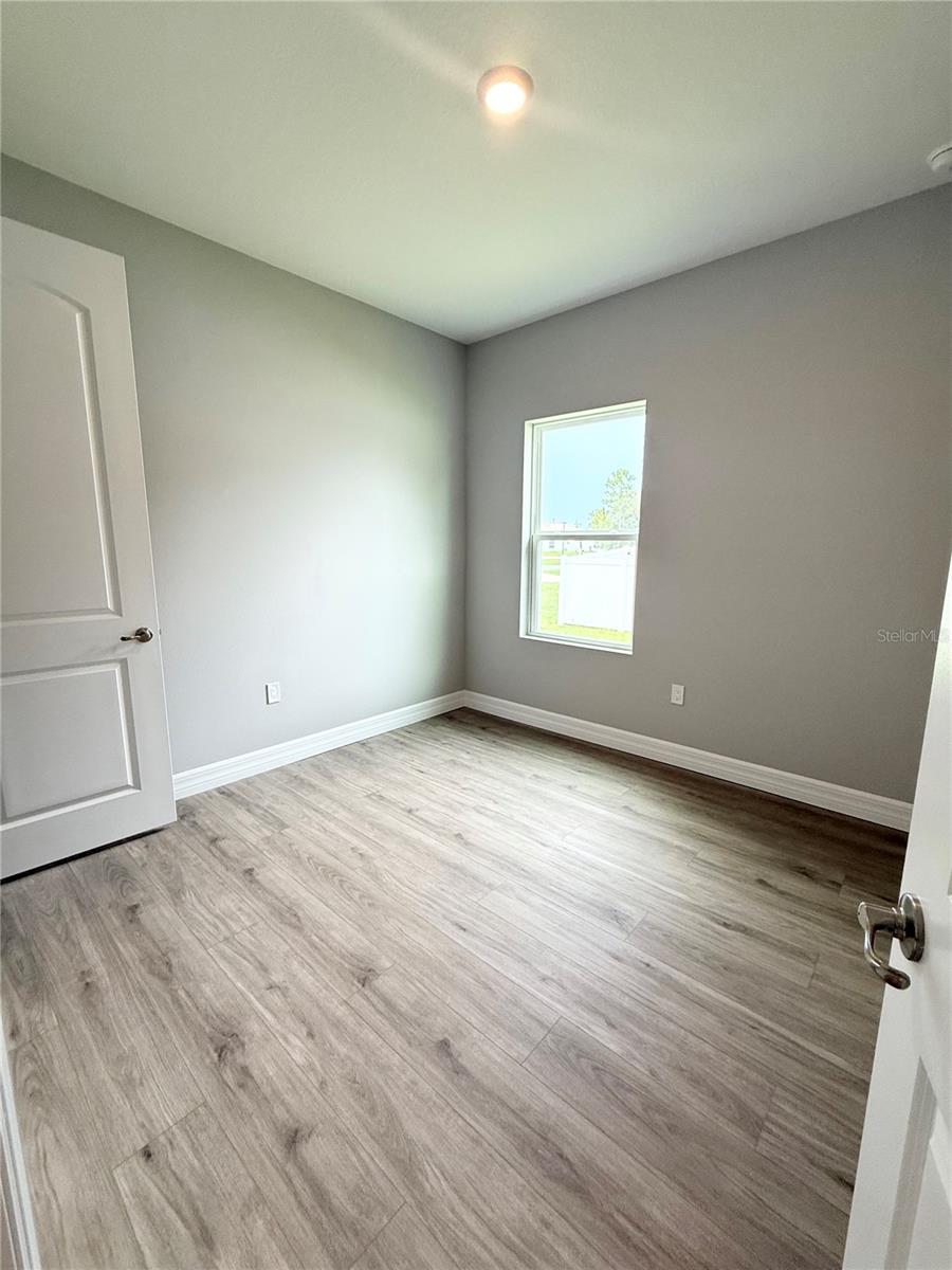 5834 Escalon Dr Property Photo 9