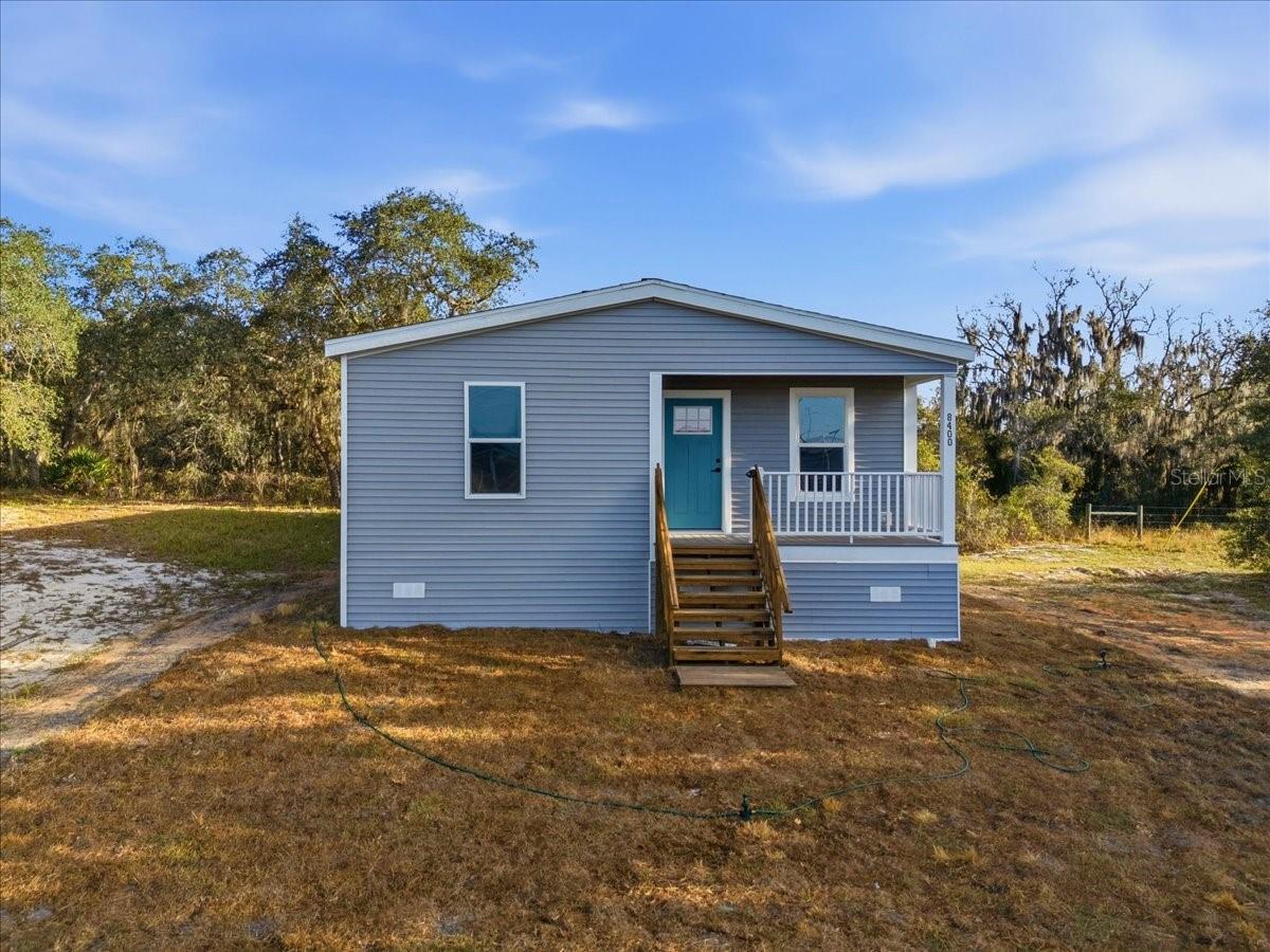 449 Stone St Property Photo 1