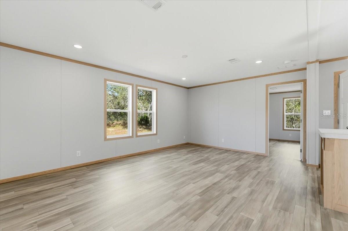 449 Stone St Property Photo 17