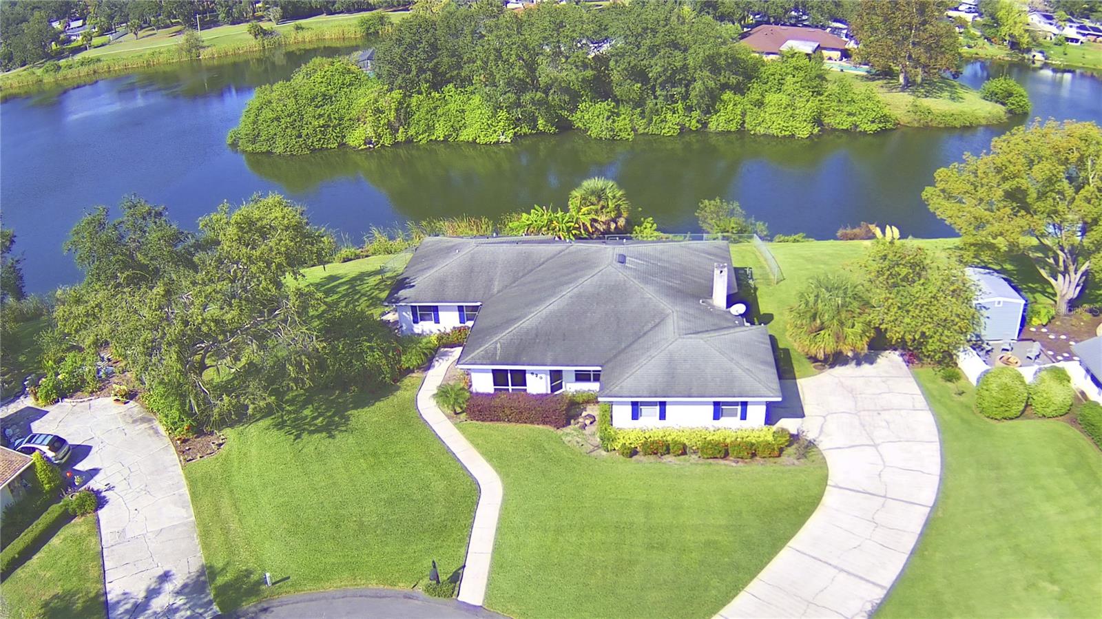 820 E MANN RD