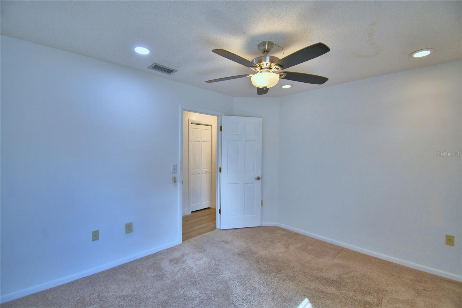 820 E Mann Rd Property Photo 41
