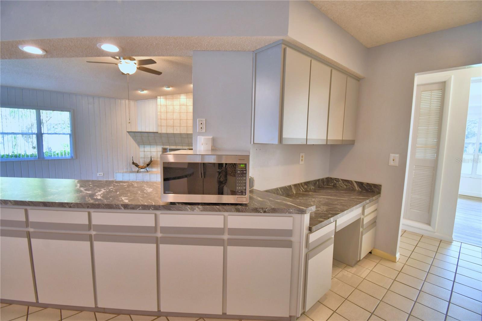 820 E Mann Rd Property Photo 56