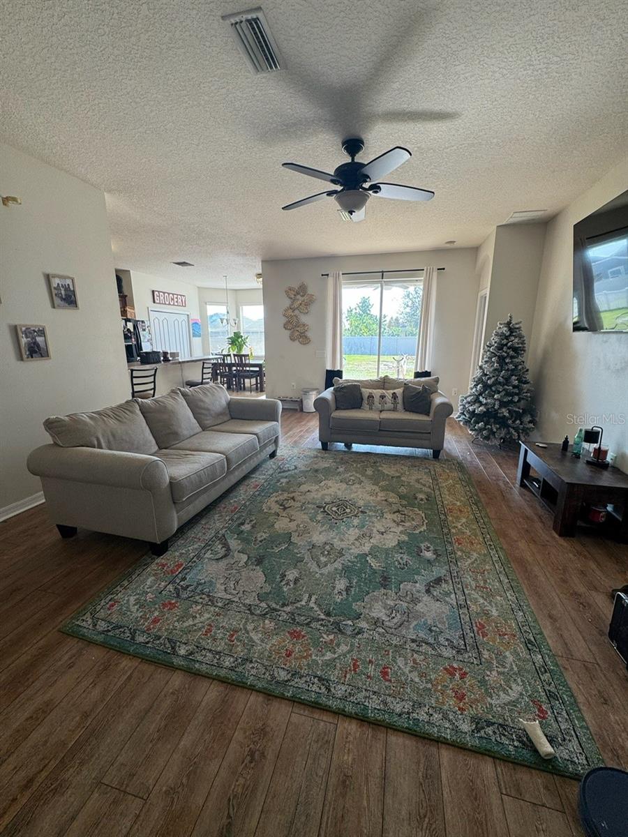 2515 Torrens Dr Property Photo 4