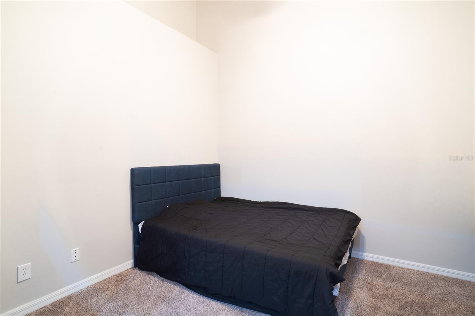 2739 Rutledge Ct Property Photo 9