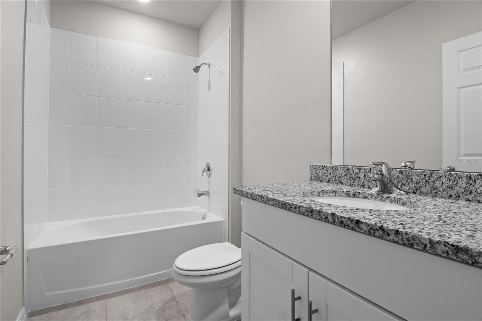 706 Alta Vista Ct Property Photo 9