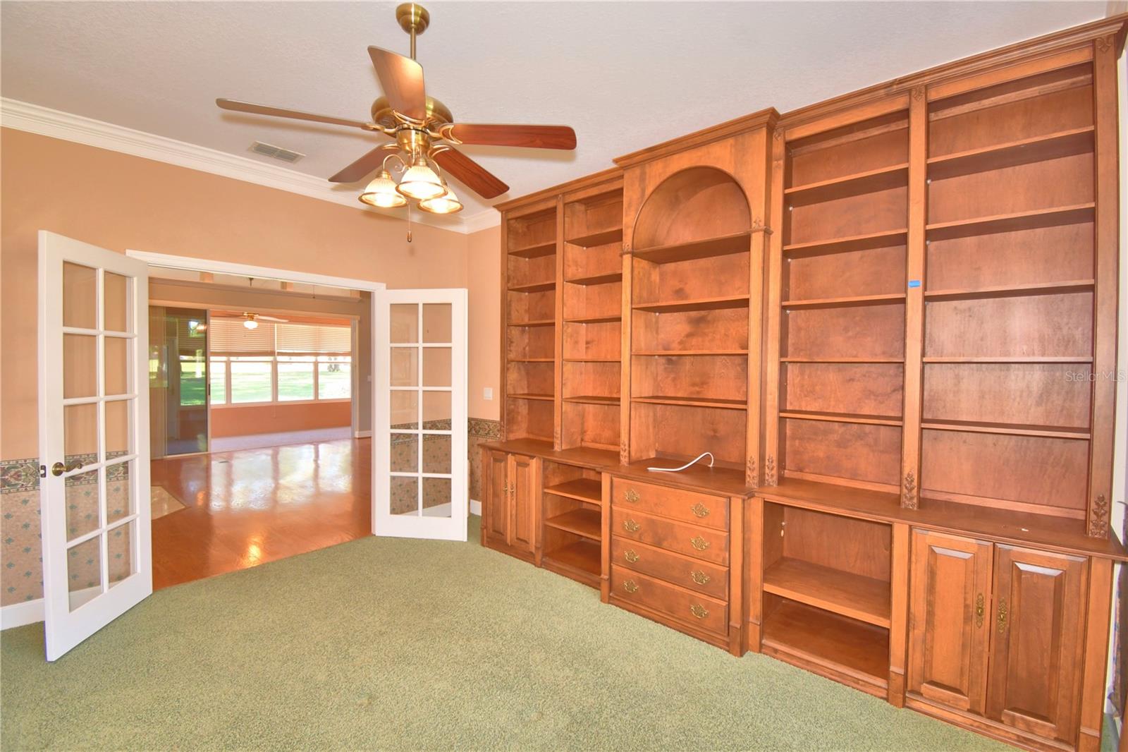 239 Golf Aire Blvd Property Photo 20