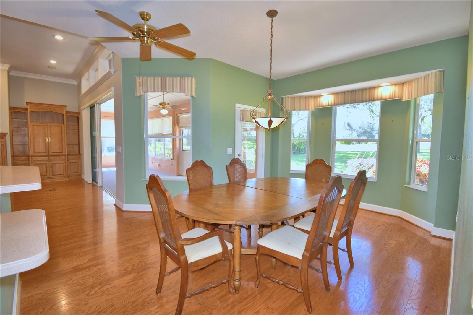 239 Golf Aire Blvd Property Photo 22