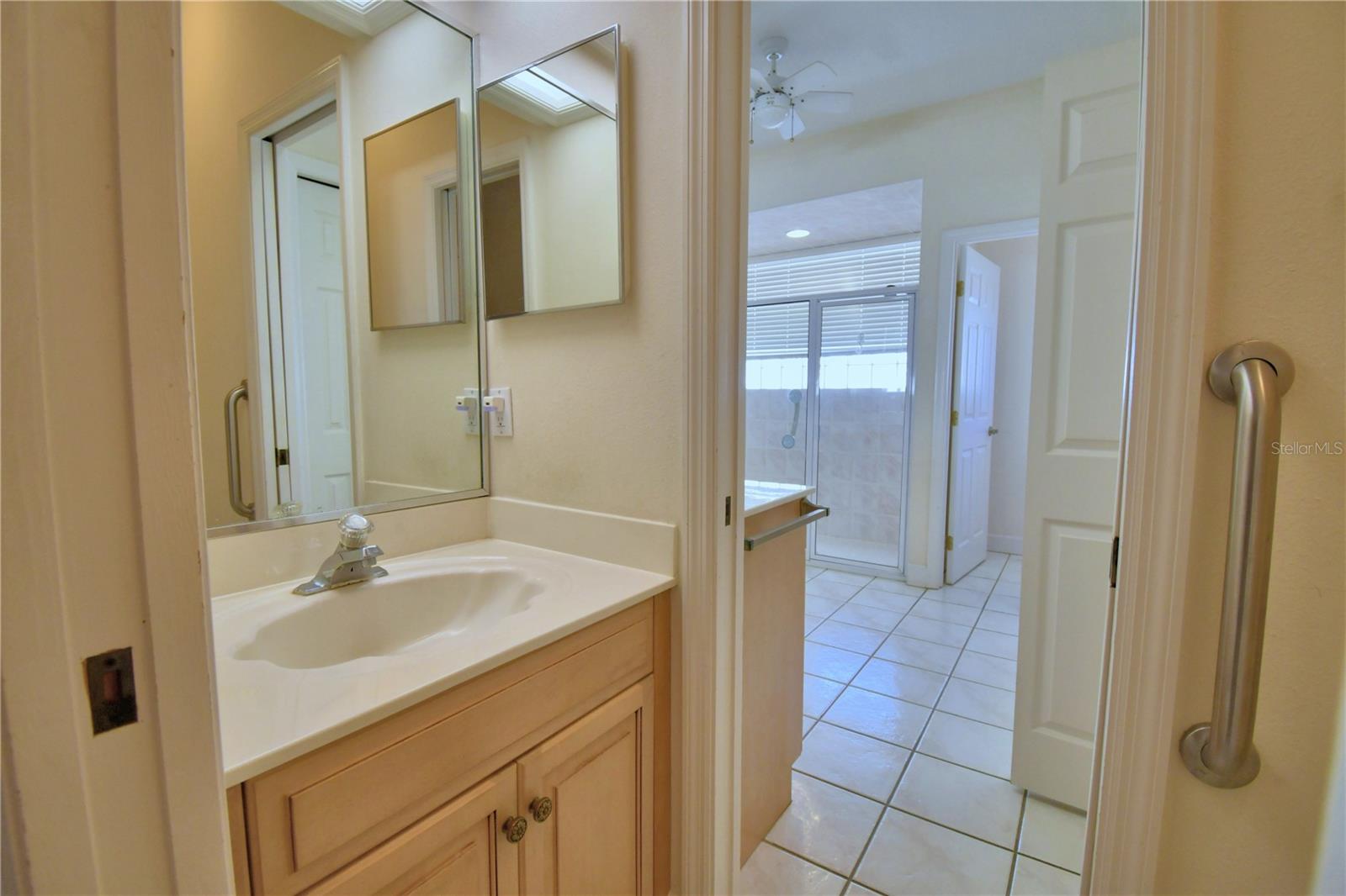 239 Golf Aire Blvd Property Photo 32
