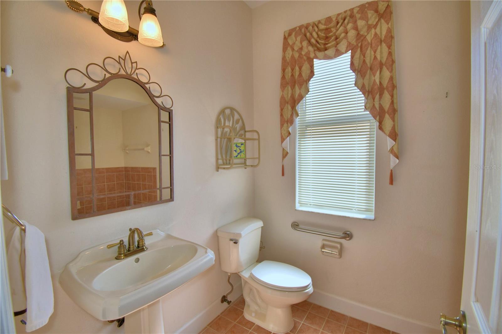 239 Golf Aire Blvd Property Photo 52