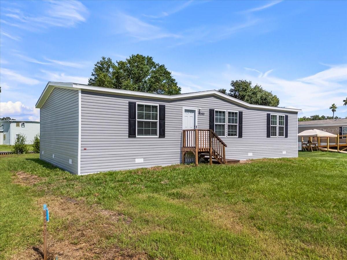 54 Oakridge Dr Property Photo 1
