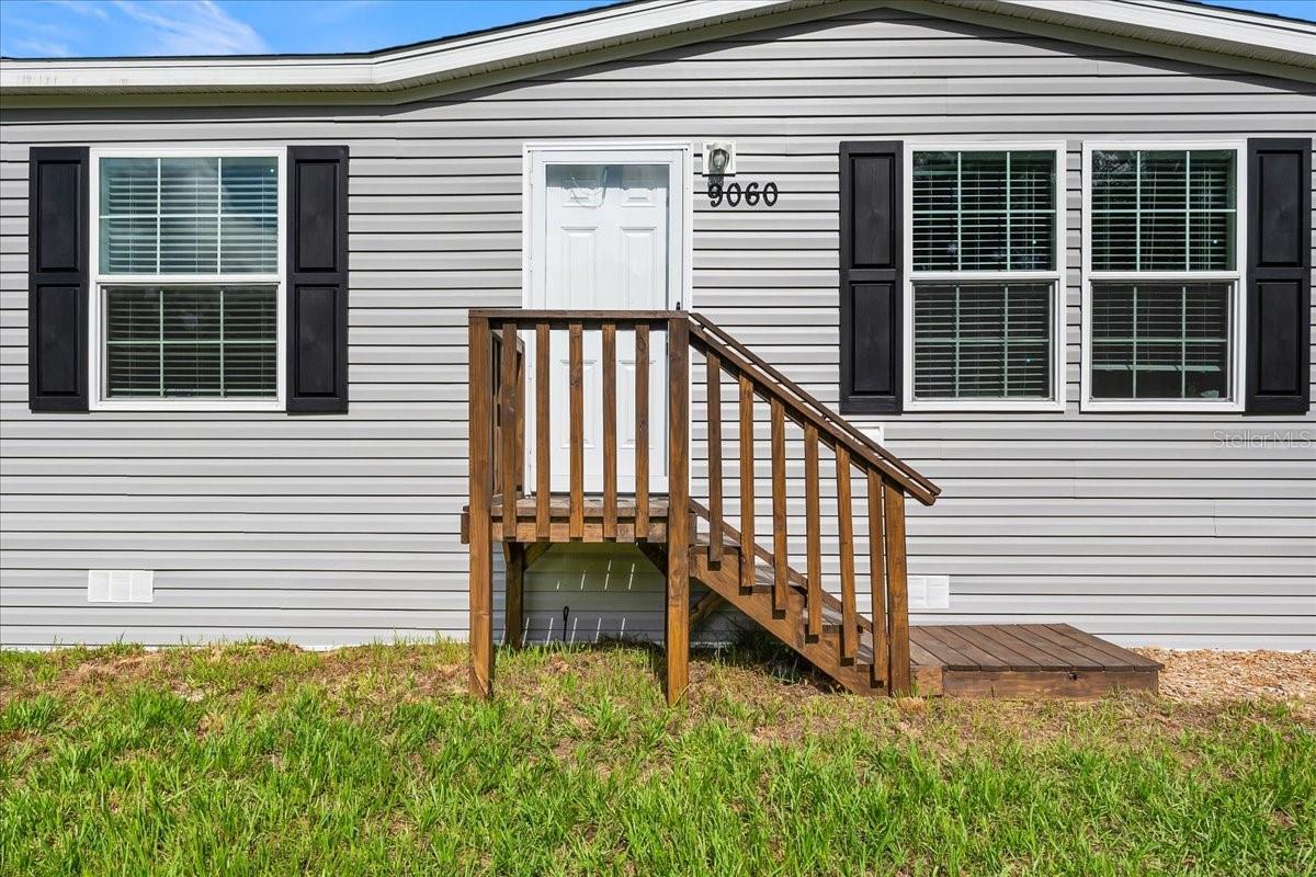 54 Oakridge Dr Property Photo 6