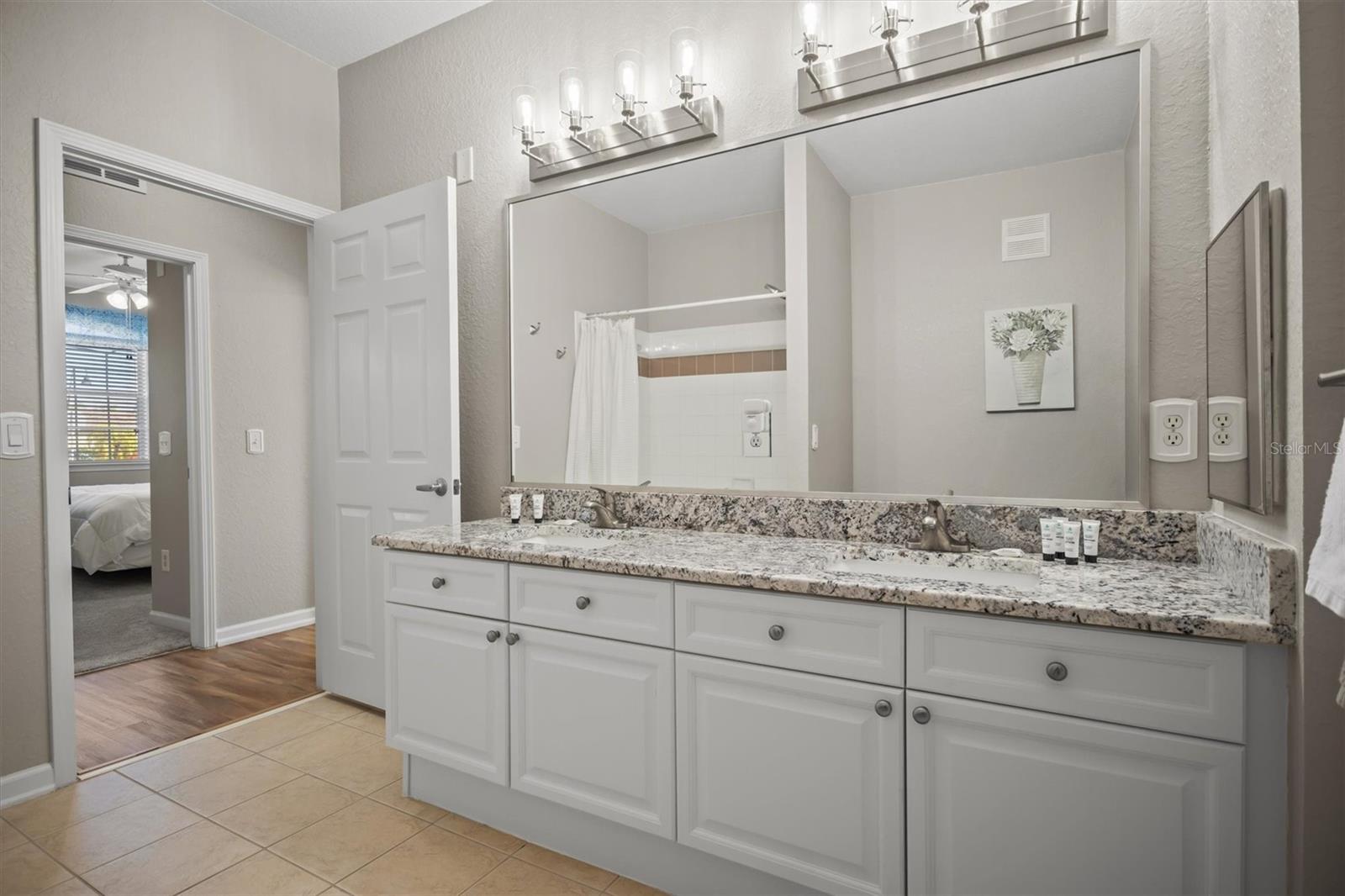 301 Terrace Ridge Cir #301 Property Photo 20