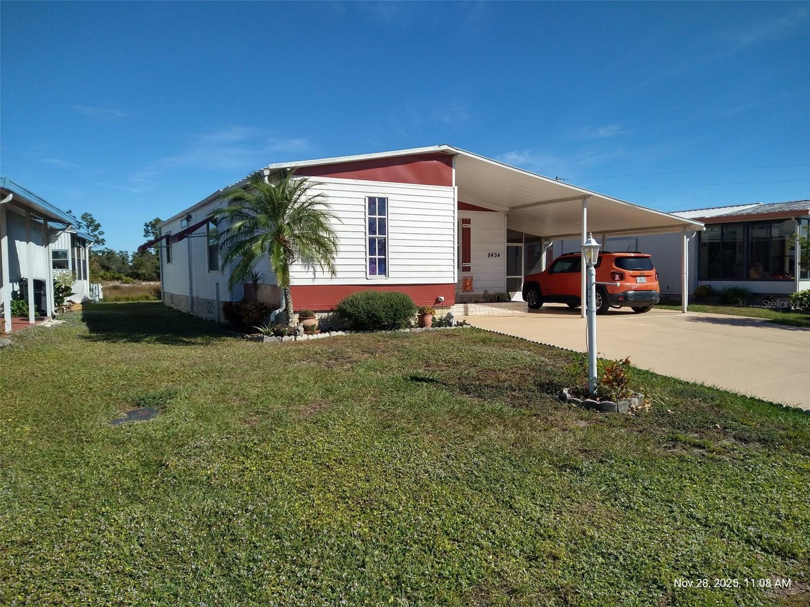 8454 Breeze Hill Dr Property Photo 1