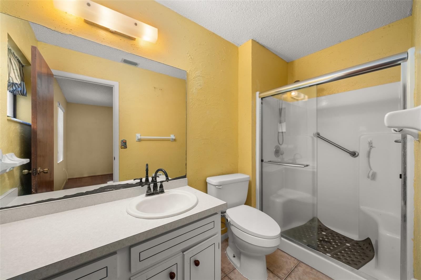 1771 N Torrington Rd Property Photo 23