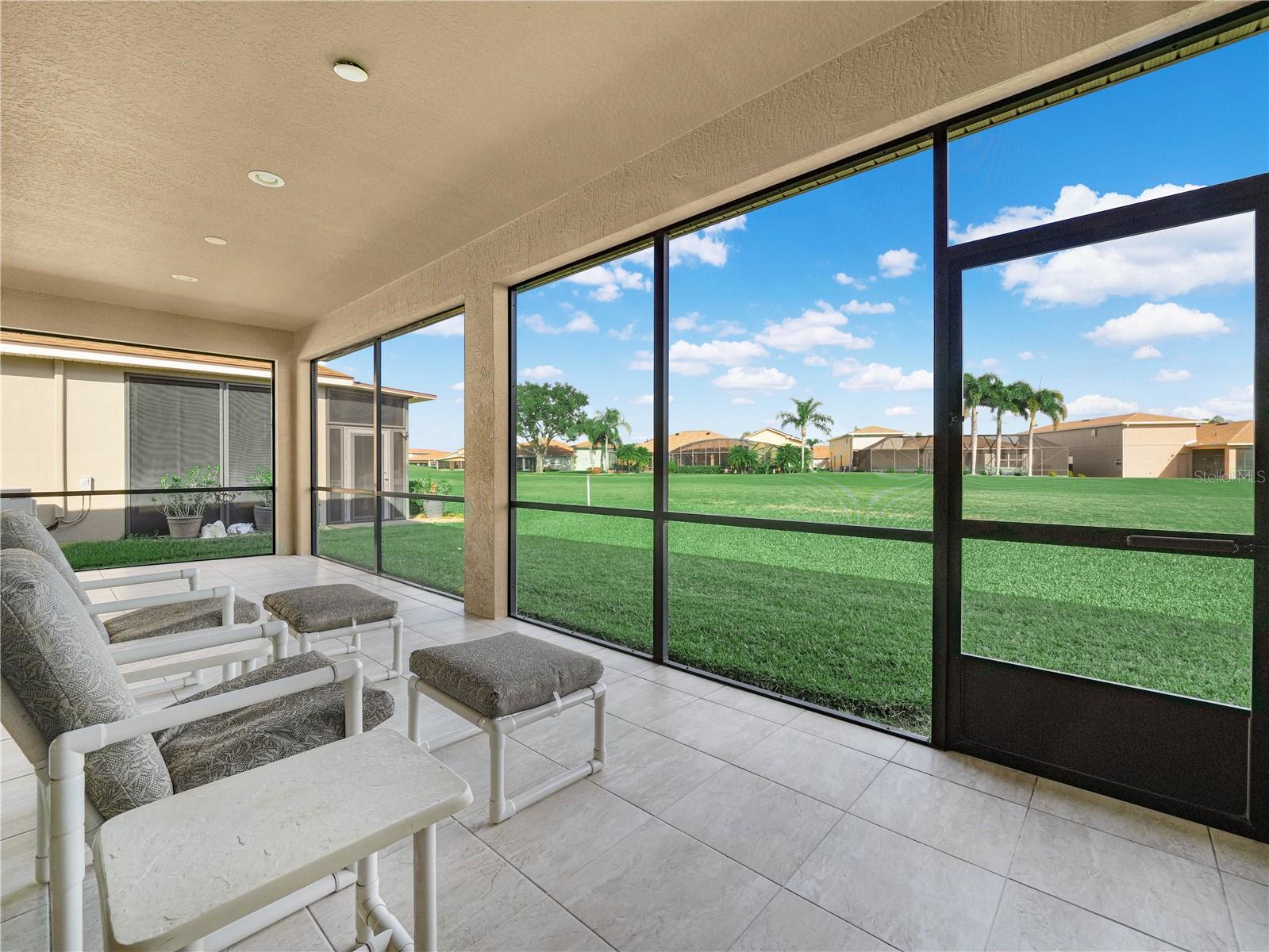 5197 Pebble Beach Blvd Property Photo 3